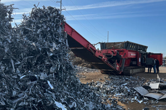 Video: Shredding Prime Scrap, Busheling - Wolf 9500 or Hammel 950
