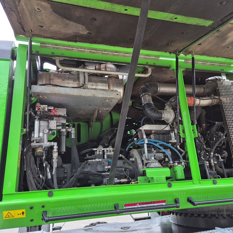 850M E Hybrid SN 2015 | Year: 2017 | Hours: 10,450