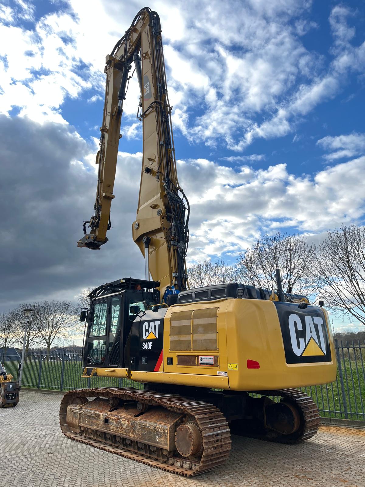 340F Ultra High Demolition | Year: 2018 | Hours: 5,450
