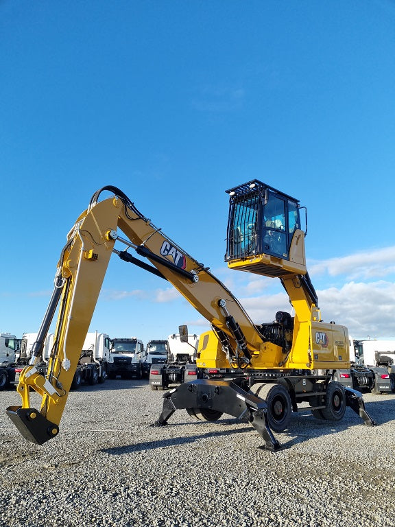 Caterpillar MH 3022 Material Handler FOPS guard ROPS guard Hydraulic Elevating Cab