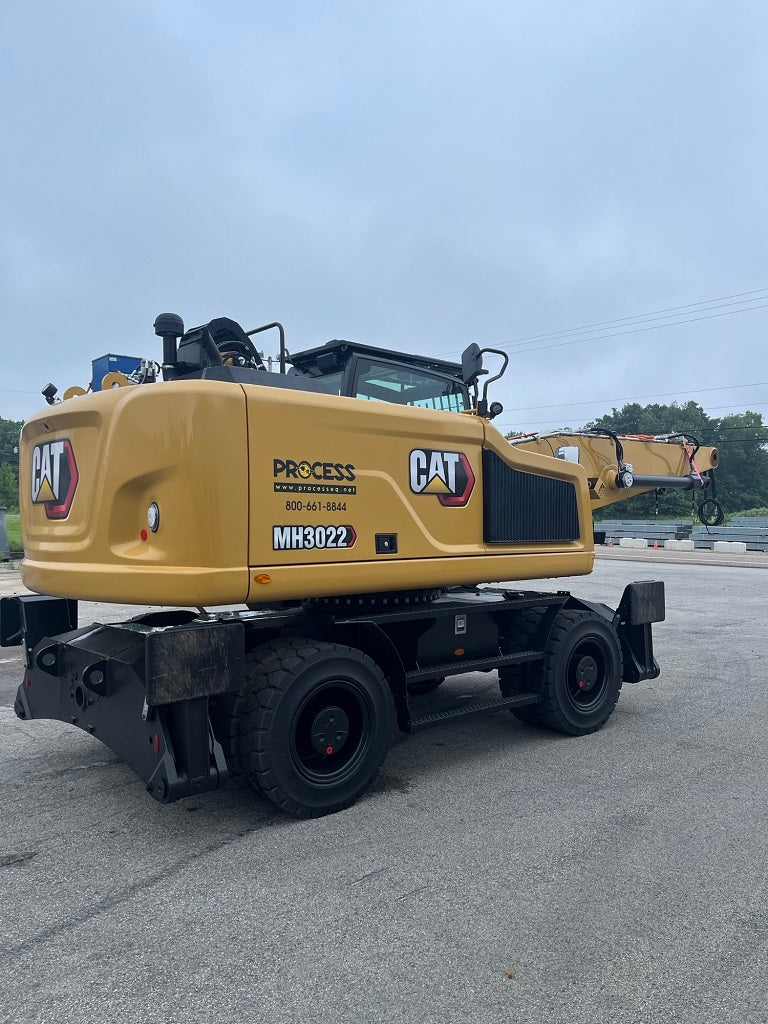 Wheeled Material Handler Caterpillar MH 3022