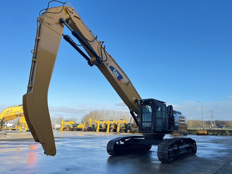 Caterpillar MH 336F Material Handler on tracks