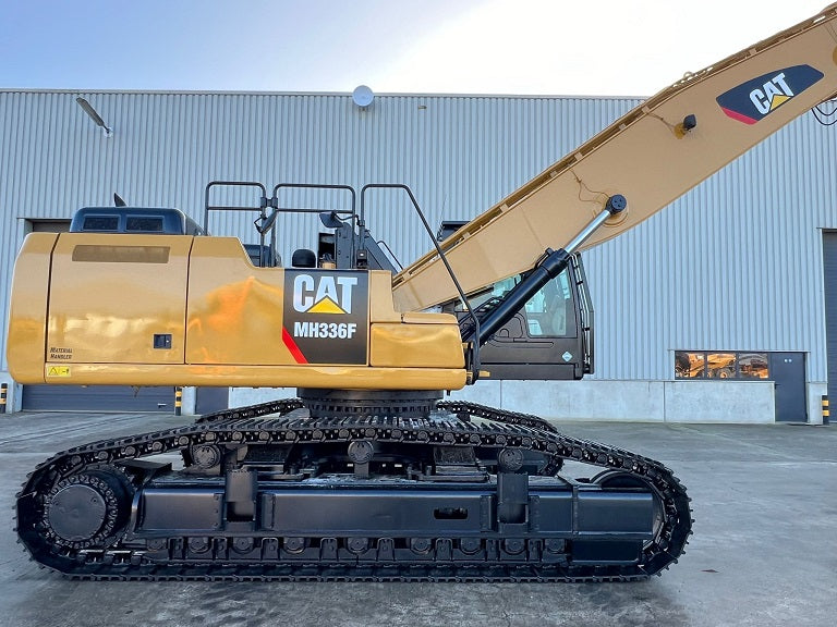 Side view of a Caterpillar Material Handler on tracks, Model MH 336F