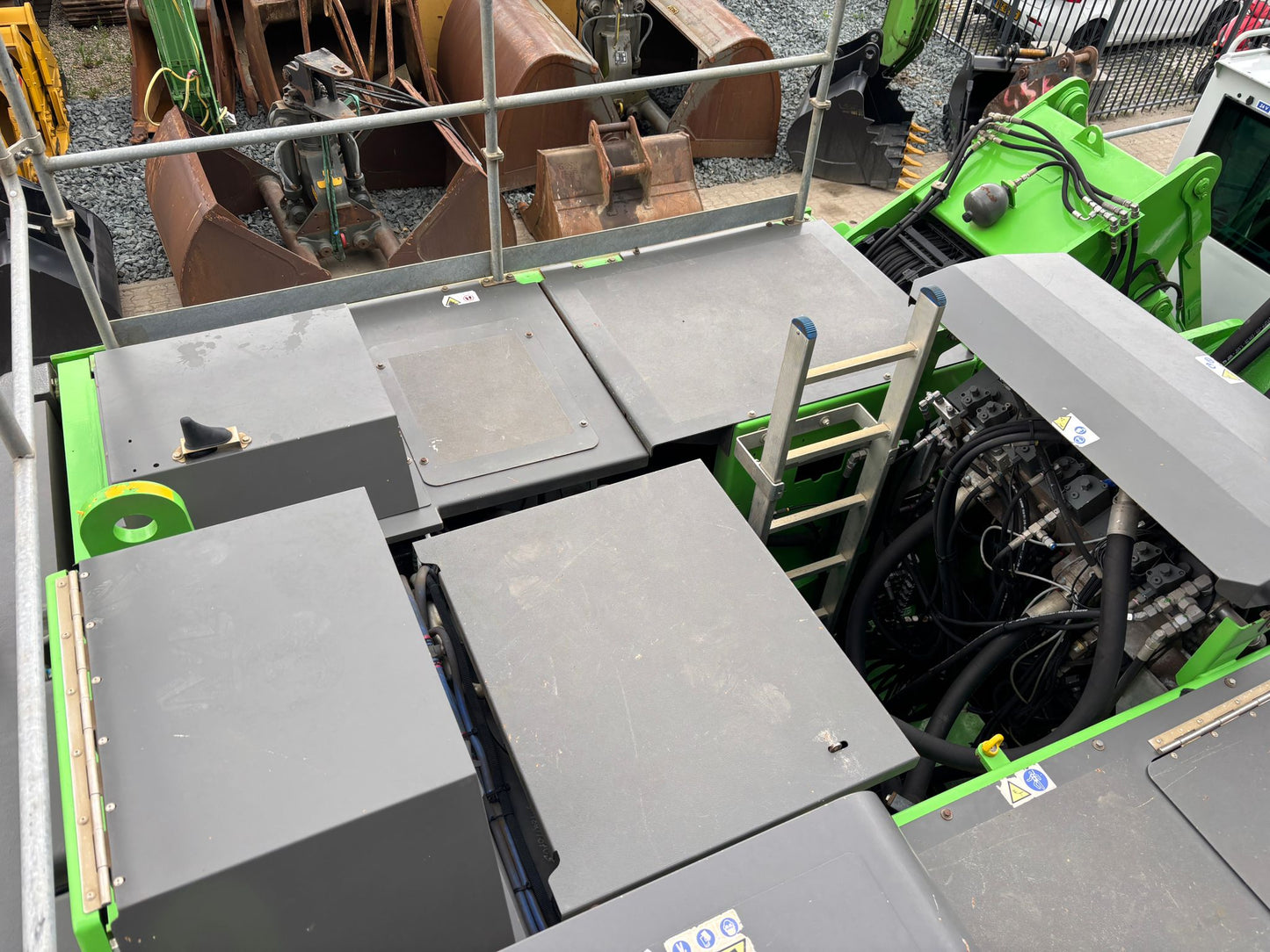 top view of Sennebogen 850M E material handler