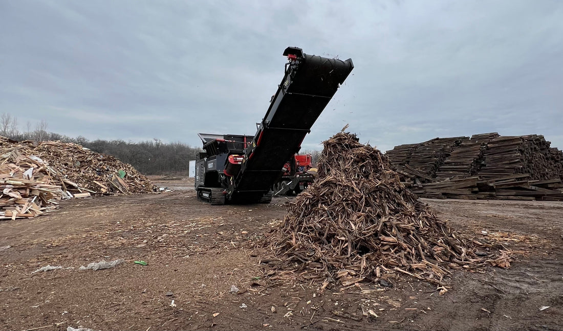 Wolf 9500 DT - The ideal solution for shredding railroad ties