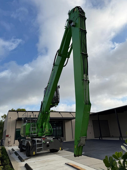 830M E SN 3495 | Year: 2022| Hours: 880