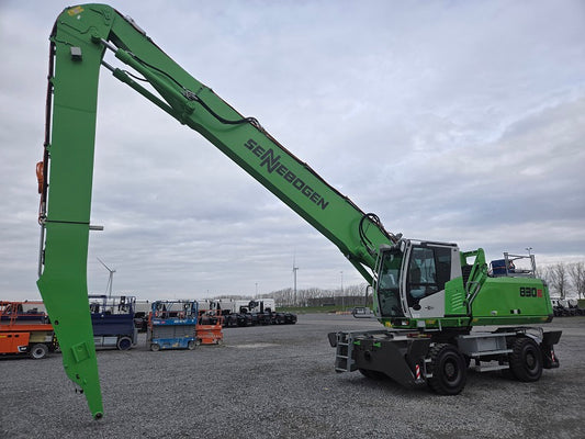 830M E SN 3720 | Year: 2023 | Hours 1,300