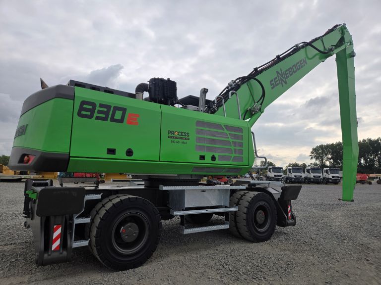 830M E SN 3504 (9).jpg