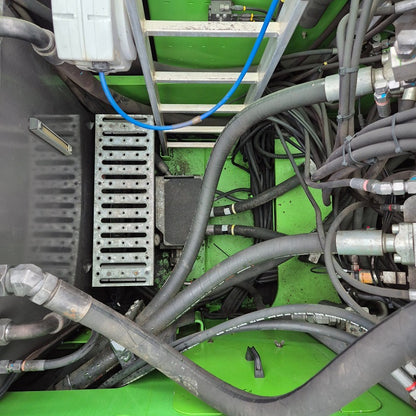 850M E Hybrid SN 2015 | Year: 2017 | Hours: 10,450