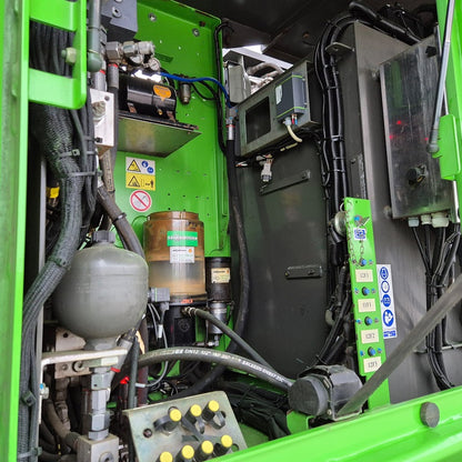 850M E Hybrid SN 2015 | Year: 2017 | Hours: 10,450