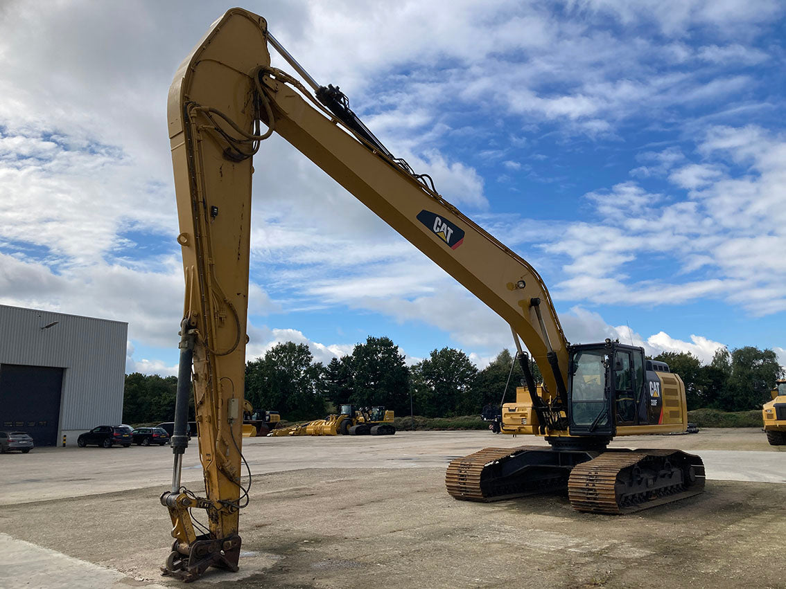 330F Long Reach Excavator | Year: 2017 | Hours: 6,200