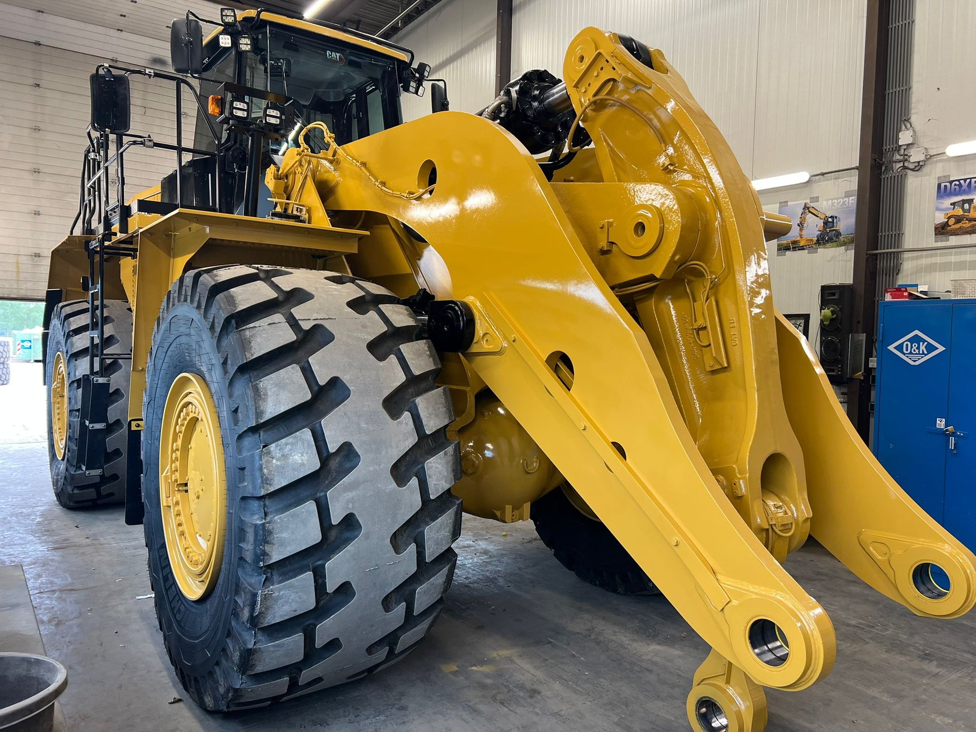 NEW 35/65 x 33 Michelin Radial Tires on a Caterpillar 988k Wheel Loader 