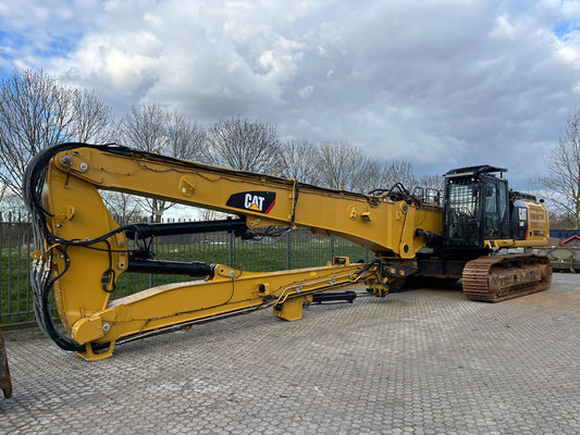 340F Ultra High Demolition | Year: 2018 | Hours: 5,450