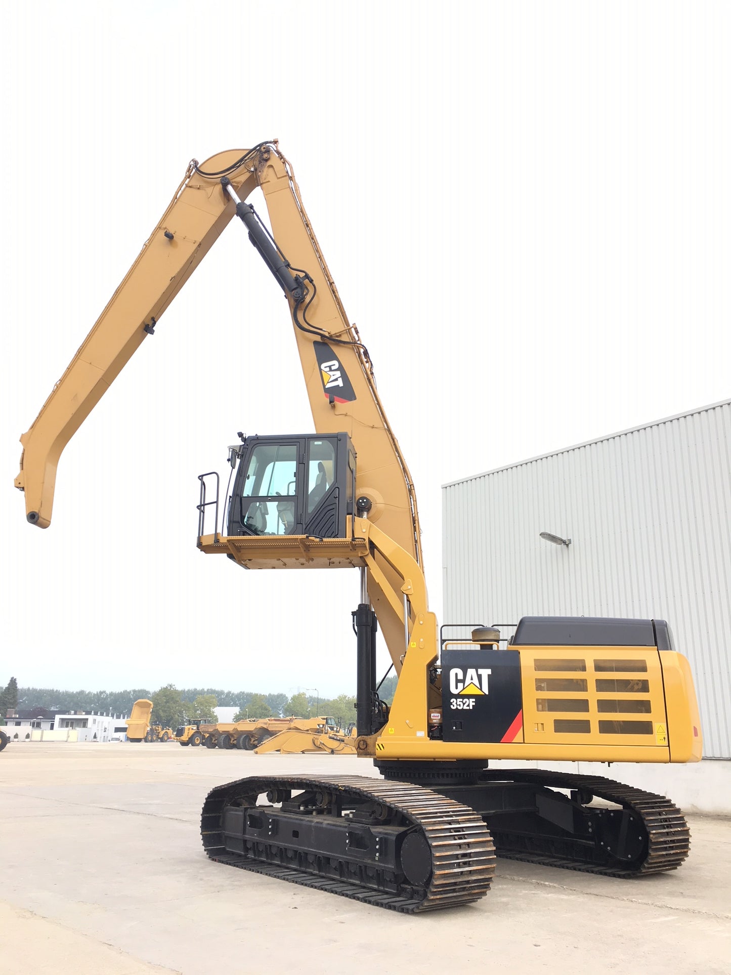 352F HDW MH | Year: 2018 | Hours: 6,900