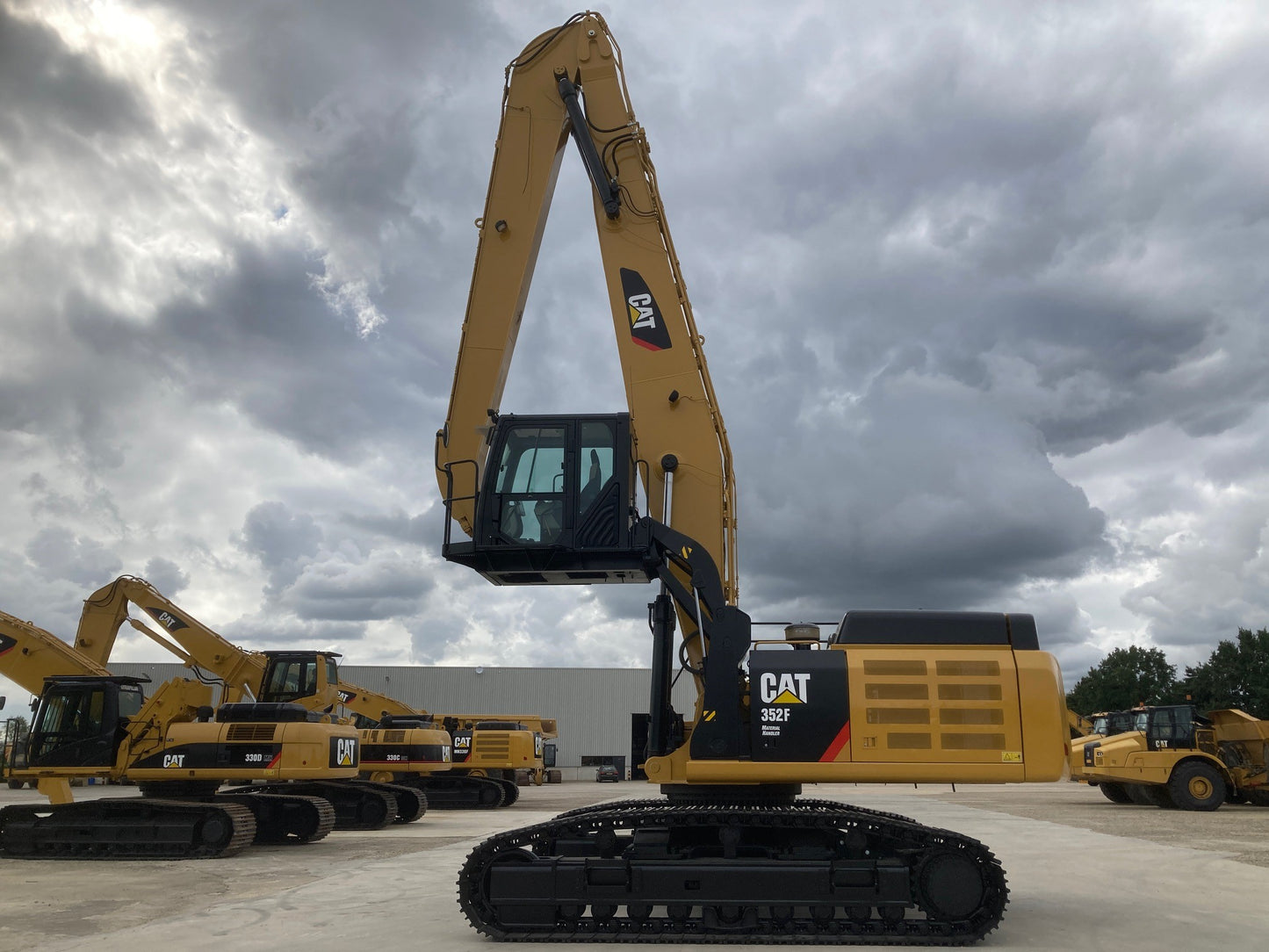 352F HDW MH | Year: 2018 | Hours: 6,900