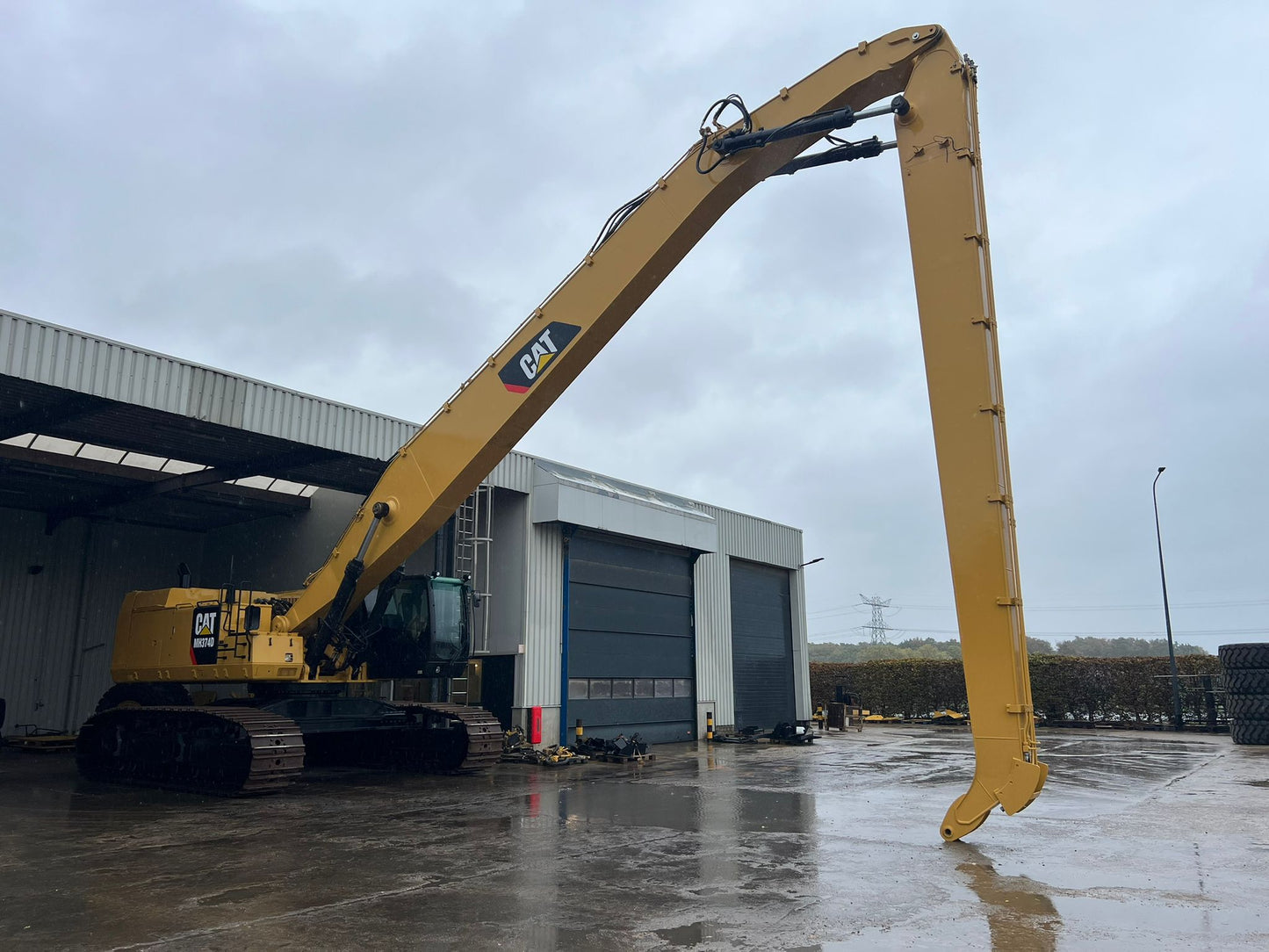 374D-L SN 0453 | Year: 2013 | Hours 11,900