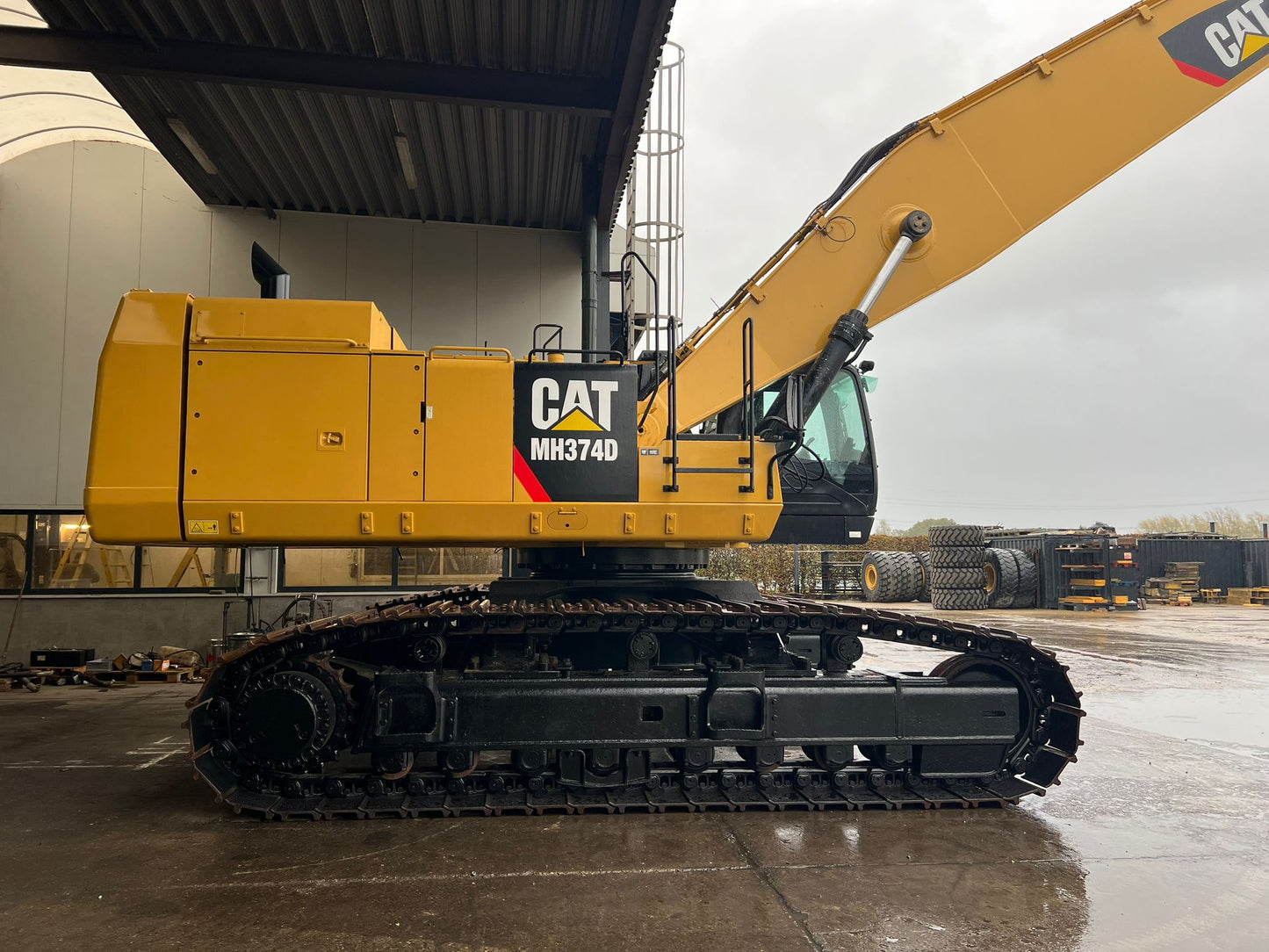 374D-L SN 0453 | Year: 2013 | Hours 11,900