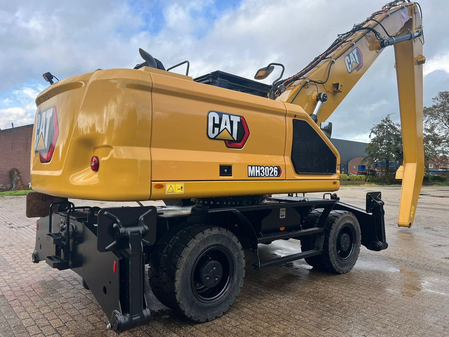 MH 3026 SN Q2025 | Year: 2025 | Hours: 400