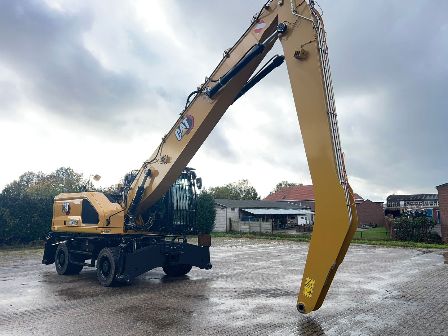 MH 3026 SN Q2025 | Year: 2025 | Hours: 400