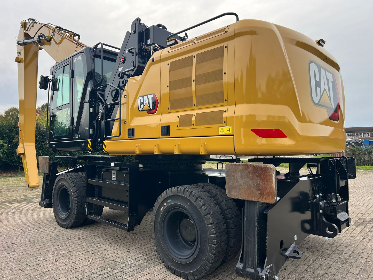 MH 3032 SN 0001 | Year: 2025 | Hours: