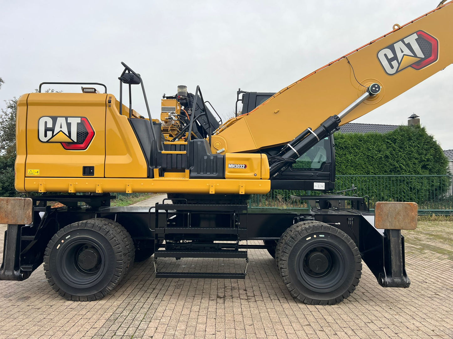 MH 3032 SN 0001 | Year: 2025 | Hours: