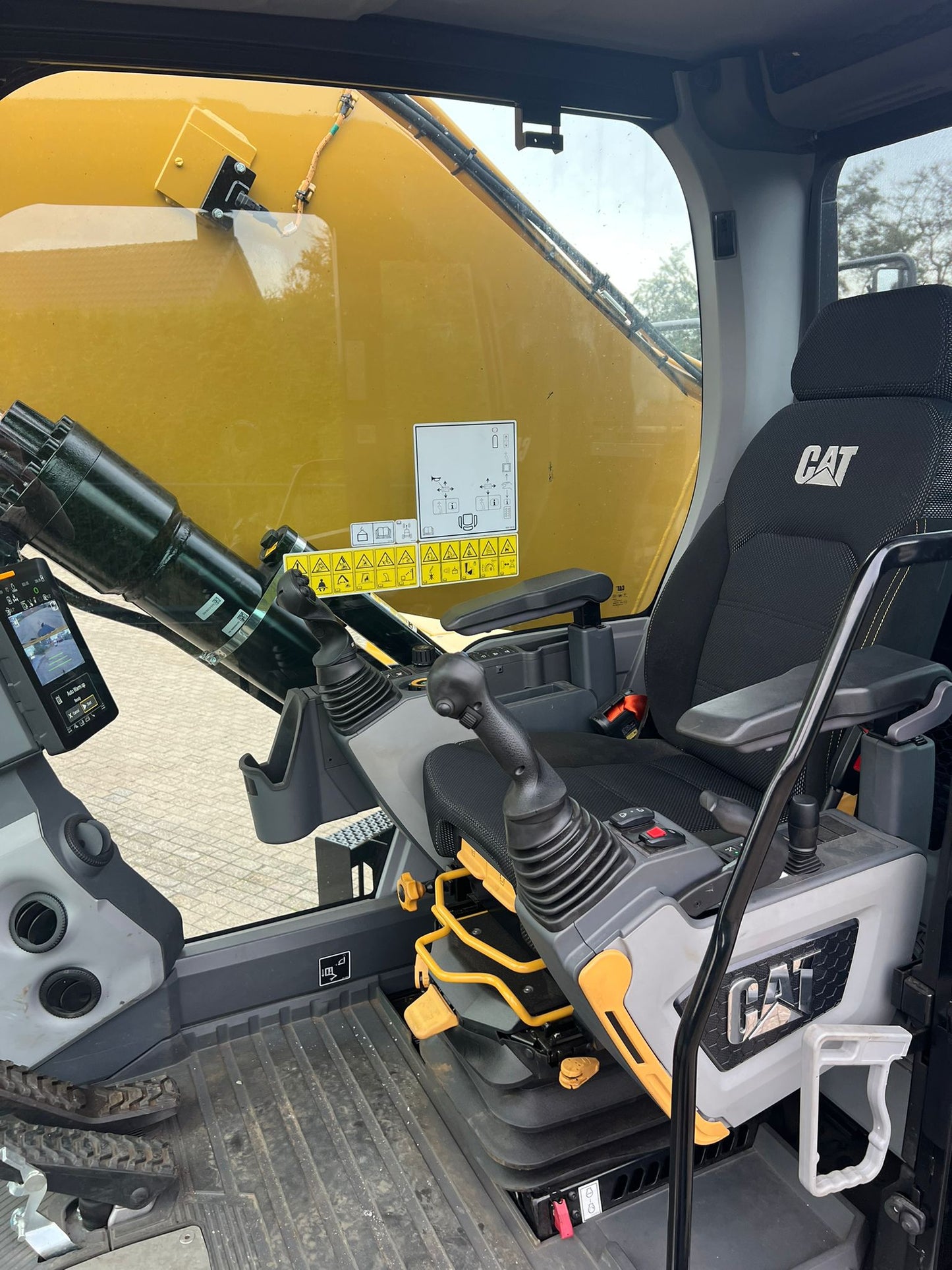 MH 3032 SN 0001 | Year: 2025 | Hours: