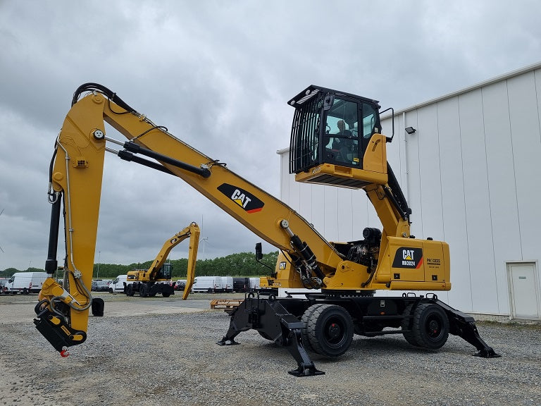 Caterpillar MH3024 (1).jpg