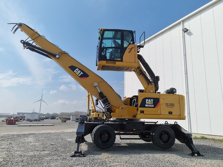 Caterpillar MH3026 (9).jpg