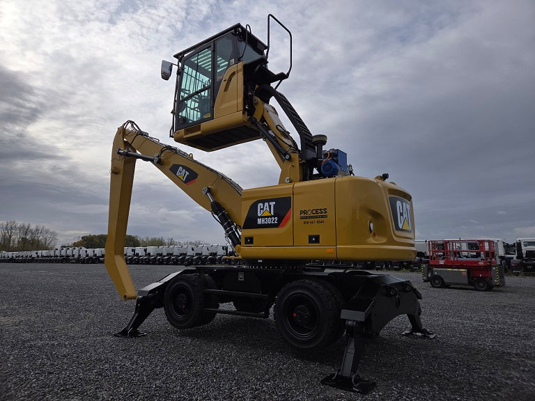 Caterpillar MH 3022  (3).jpg