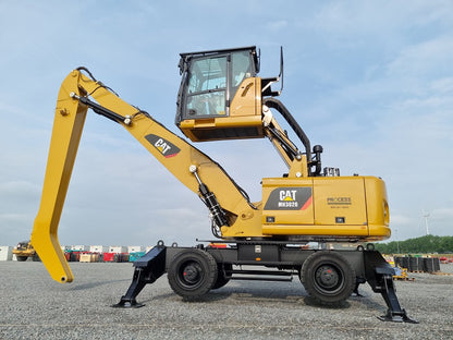 Caterpillar MH 3026 (1).jpg