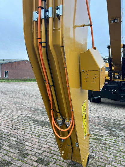 Caterpillar MH 3032 SN 14 (7).jpg