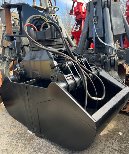 Used 1.75 cu Yard Kinshofer Clam Shell Bucket