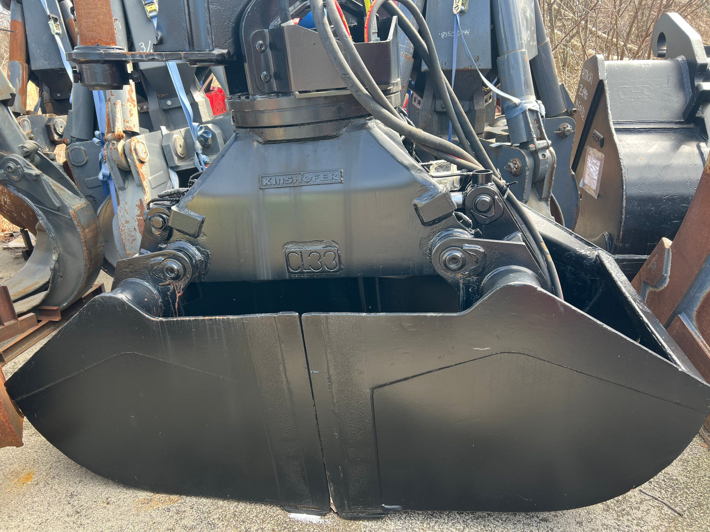 Used 1.75 cu Yard Kinshofer Clam Shell Bucket