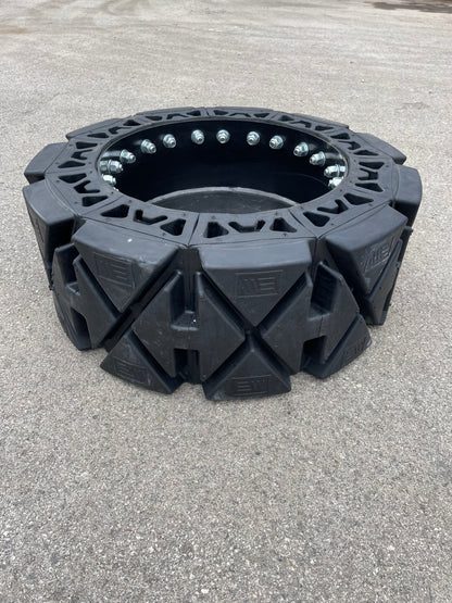 Evolution Skid Steer Tires (Full Set of 4 Tires on Rims) 12 x16.5