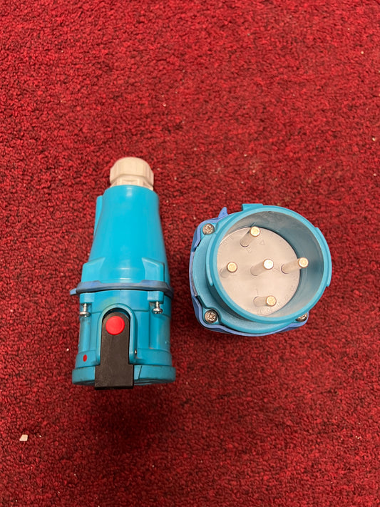 Safety Magnet Plug DS3 50A for 5 wire installation (Male)