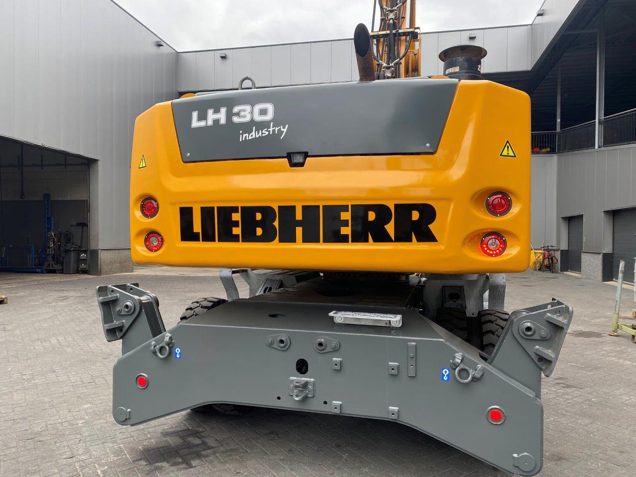 LH30M (5).jpg