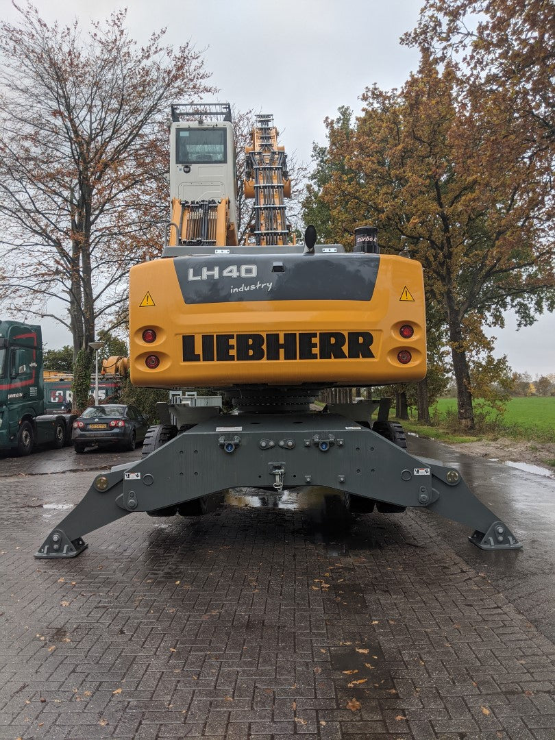 LH 40M ID: 0267 | Year: 2026 | Hours: 7