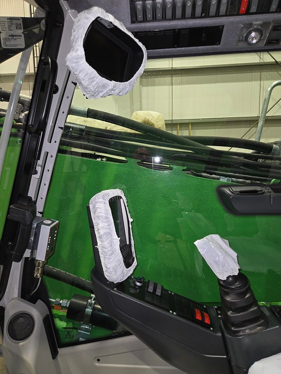 825M E SN 3906 | Year: 2023 | Hours: 739