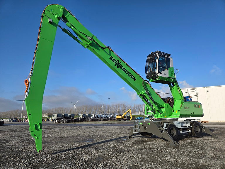 830M E SN 3438 | Year: 2022 | Hours: 5,400