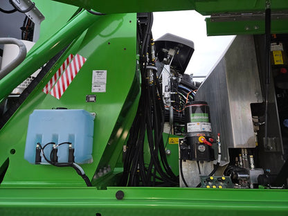 830M E SN 3747 | Year: 2023 | Hours: 450