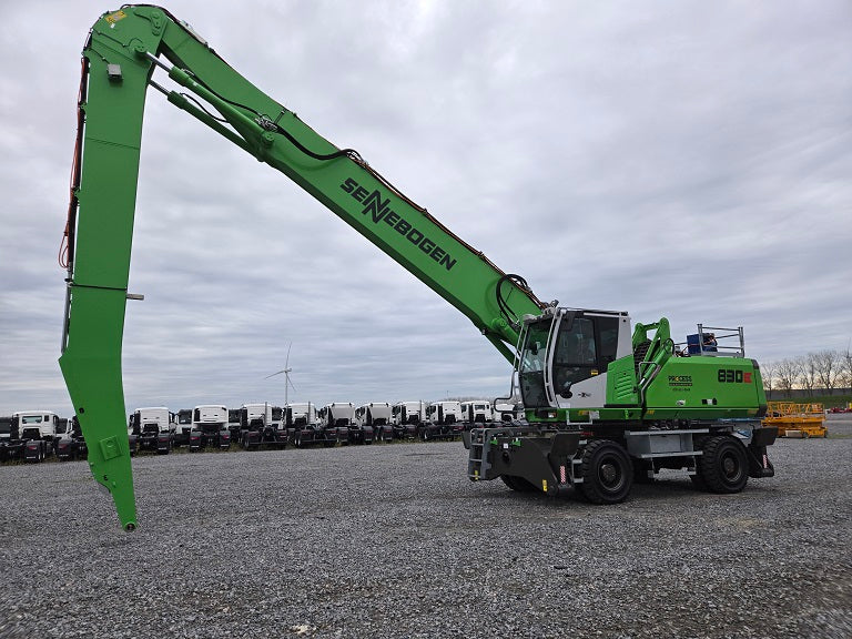 830M E SN 3747 | Year: 2023 | Hours: 450