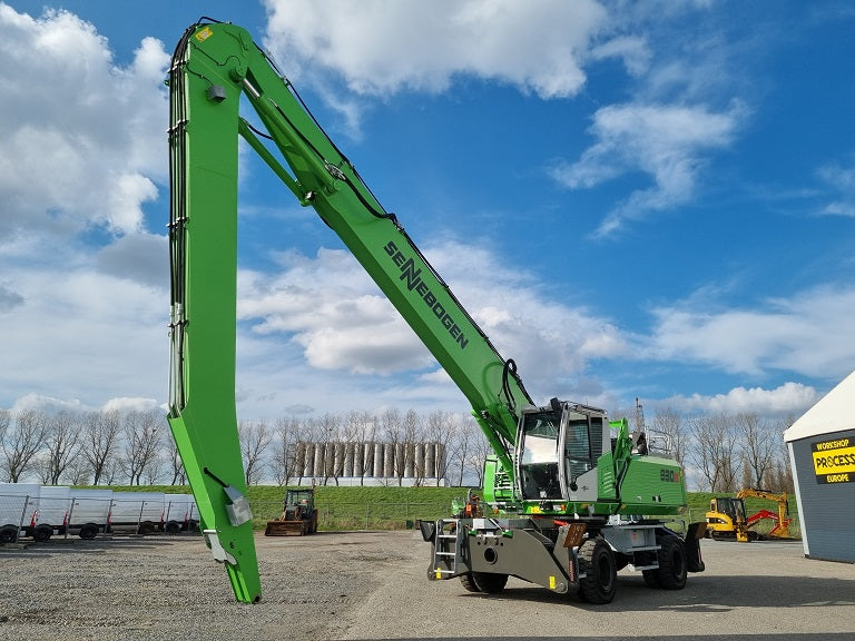 830M E SN 3270 | Year: 2022 | Hours: 6,690