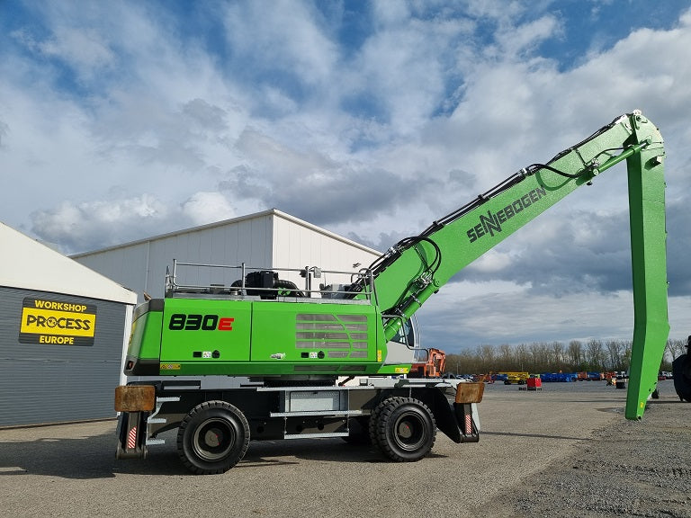 830M E SN 3270 | Year: 2022 | Hours: 6,690