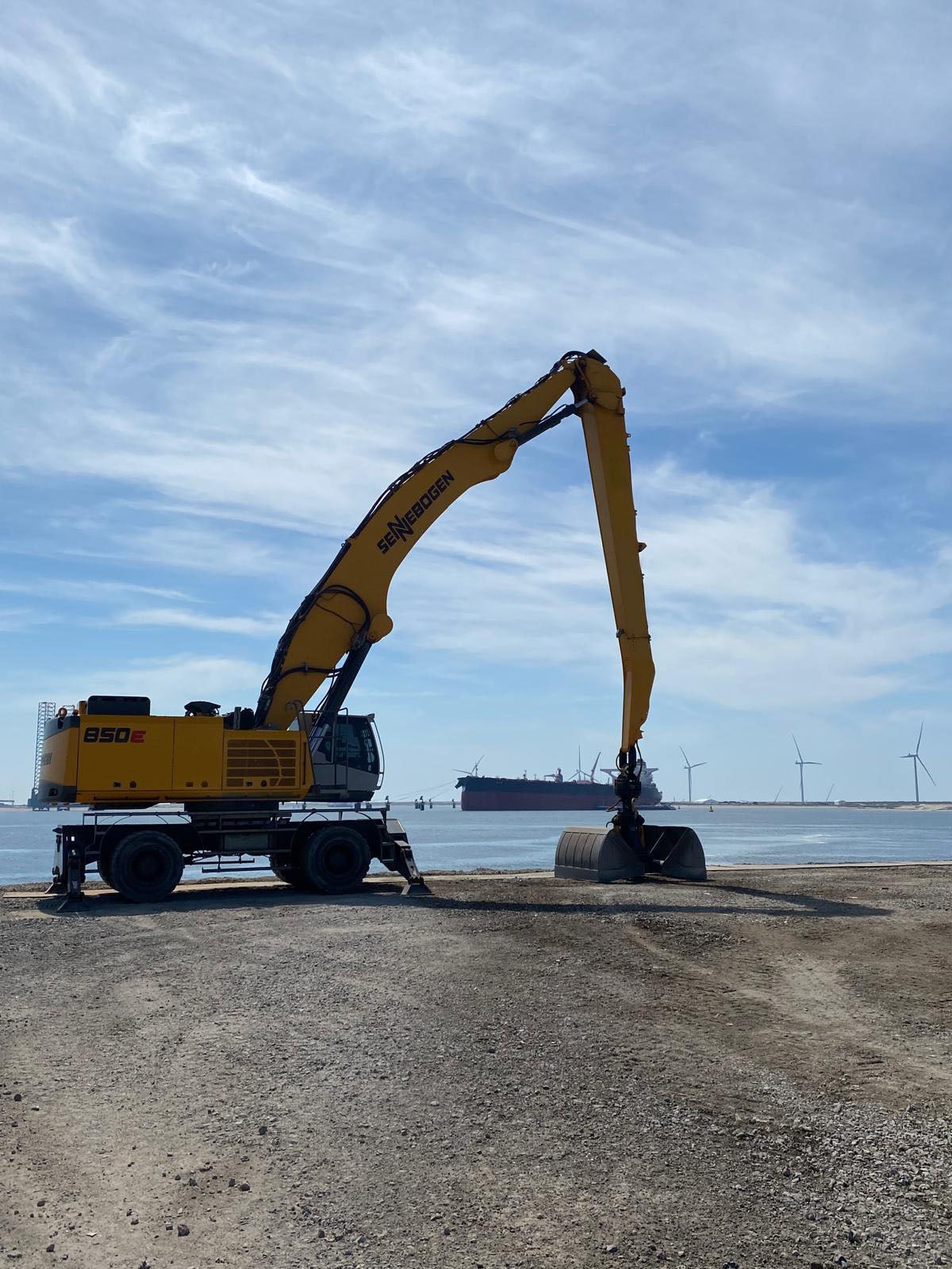850M E Hybrid SN 2039 | Year: 2018 | Hours: 13,525