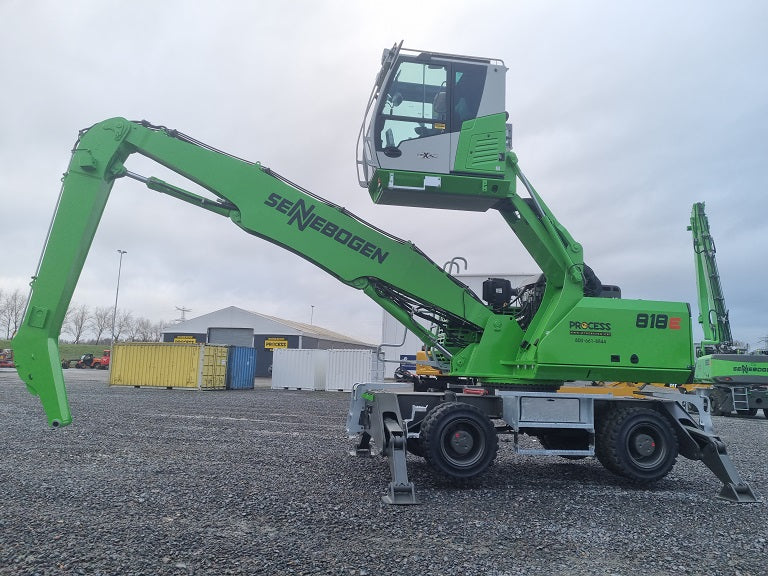 Sennebogen 818M E SN 2385 (1).jpg