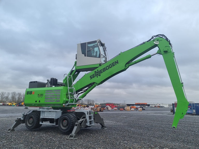 Sennebogen 818M E SN 2385 (2).jpg