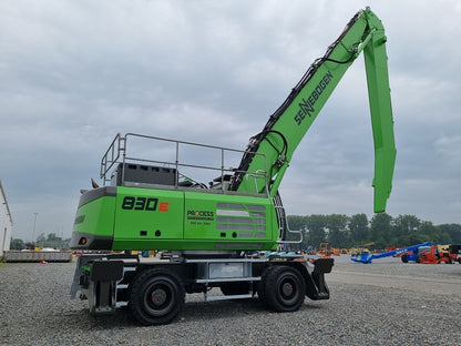 Sennebogen 830M E (7).jpg