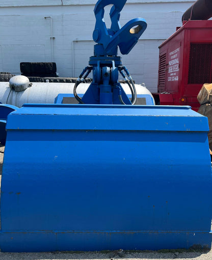Used 2.5 cu yard TGS Bucket