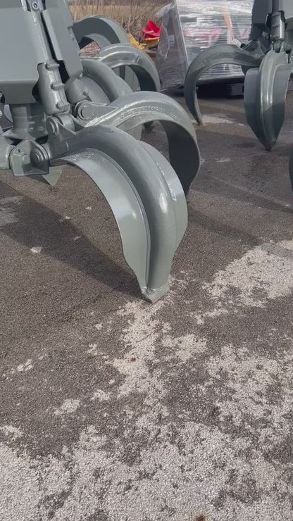 Reconditioned Liebherr 5 Tine Grapple: GM 65 / GM 70