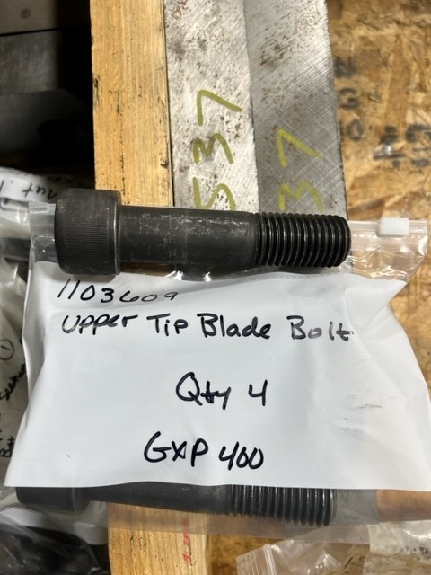 Upper Tip Blade Bolt GXP 400-image